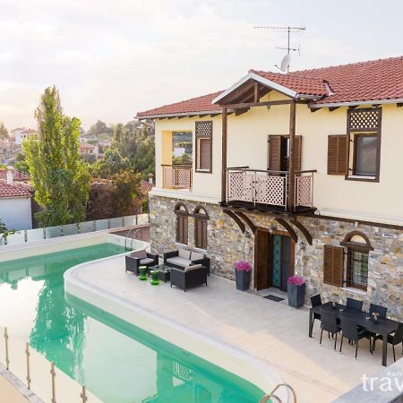 Villa Artemis By Rentalspro - Nikiti Halkidiki ภายนอก รูปภาพ