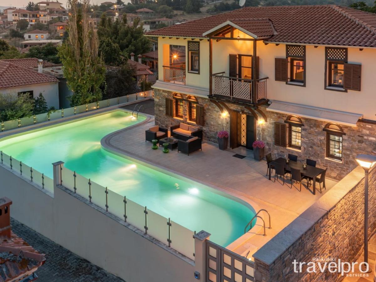 Villa Artemis By Rentalspro - Nikiti Halkidiki ภายนอก รูปภาพ