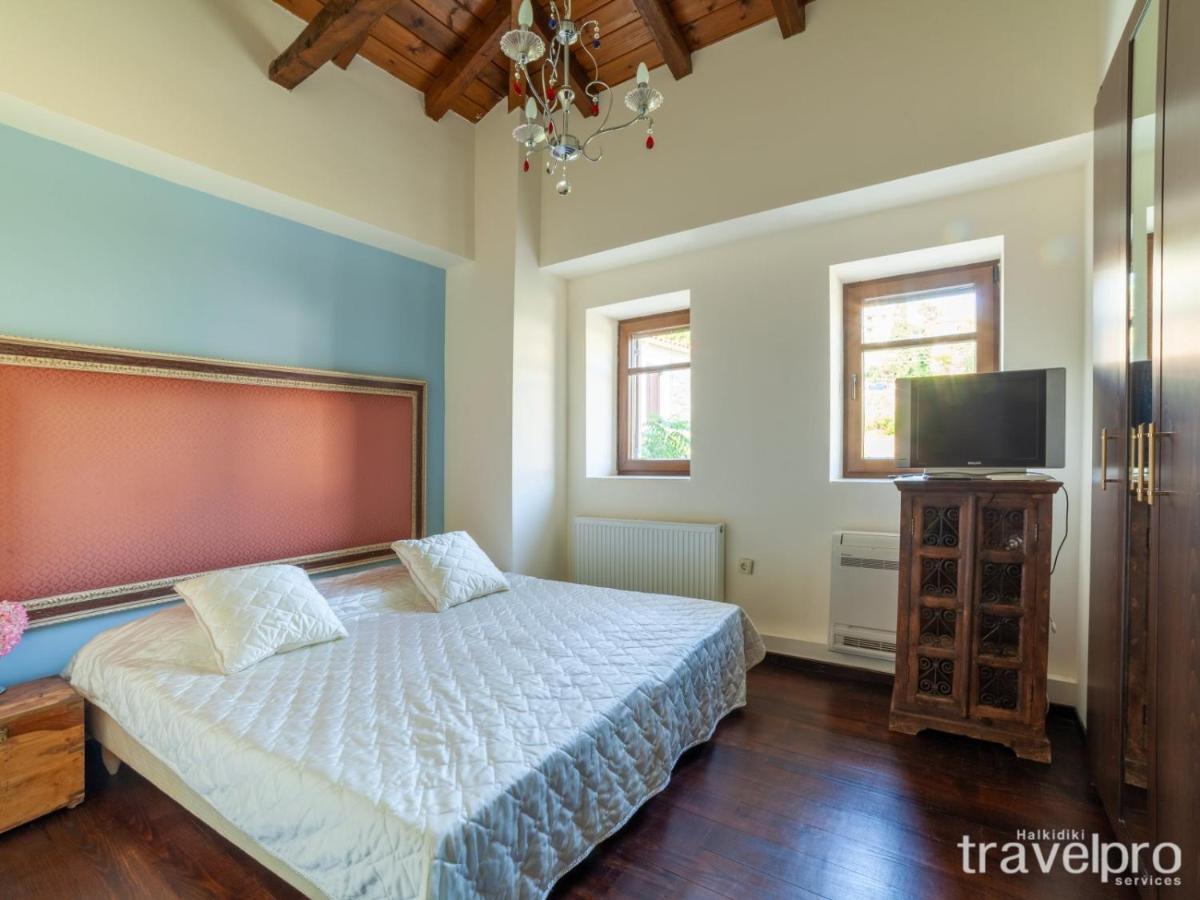 Villa Artemis By Rentalspro - Nikiti Halkidiki ภายนอก รูปภาพ