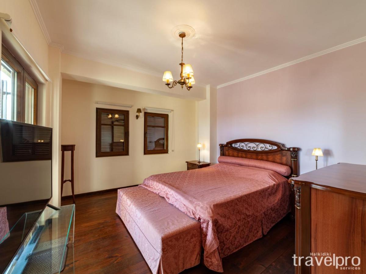 Villa Artemis By Rentalspro - Nikiti Halkidiki ภายนอก รูปภาพ