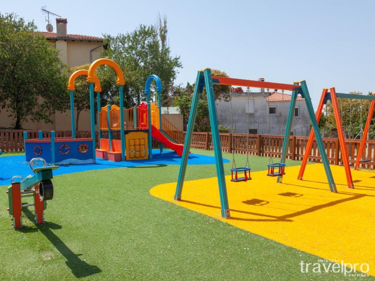 Villa Artemis By Rentalspro - Nikiti Halkidiki ภายนอก รูปภาพ